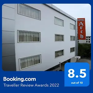 Arch - Near Aerocity 4* New Delhi