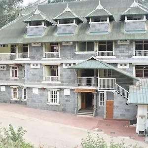 Eden Holidays Ev Inn